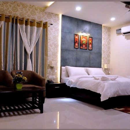 Hotel Bellevue , Gwalior Exterior foto