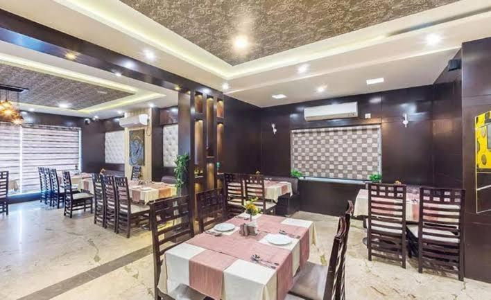 Hotel Bellevue , Gwalior Exterior foto